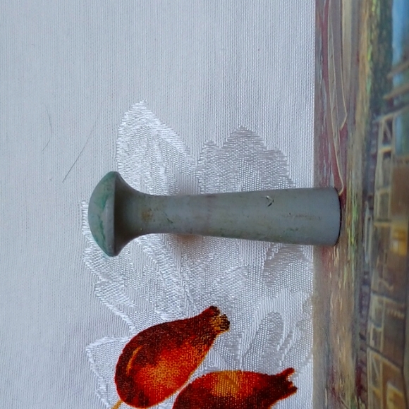 Four Peg Coat Rack/Wallhanging Great for a Country Home,Cottage,Cabin or Camp. - Picture 9 of 12